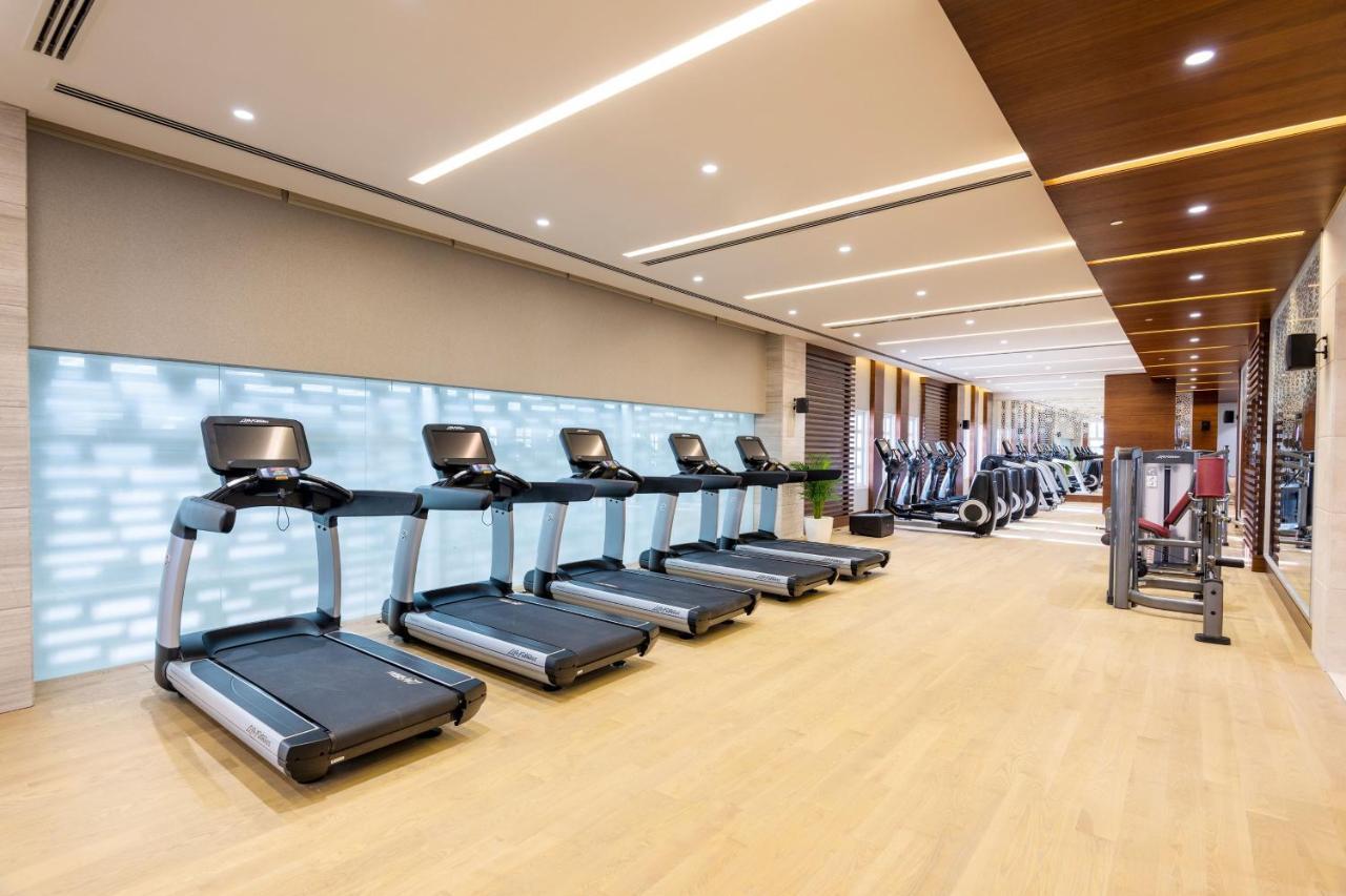 Al Messila, A Luxury Collection Resort & Spa, Doha Exterior foto The gym at the hotel